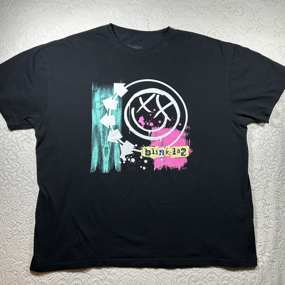 Blink 182 Shirt Mens 2XL Black Band Logo Tee Punk Rock Graphic Music 2021